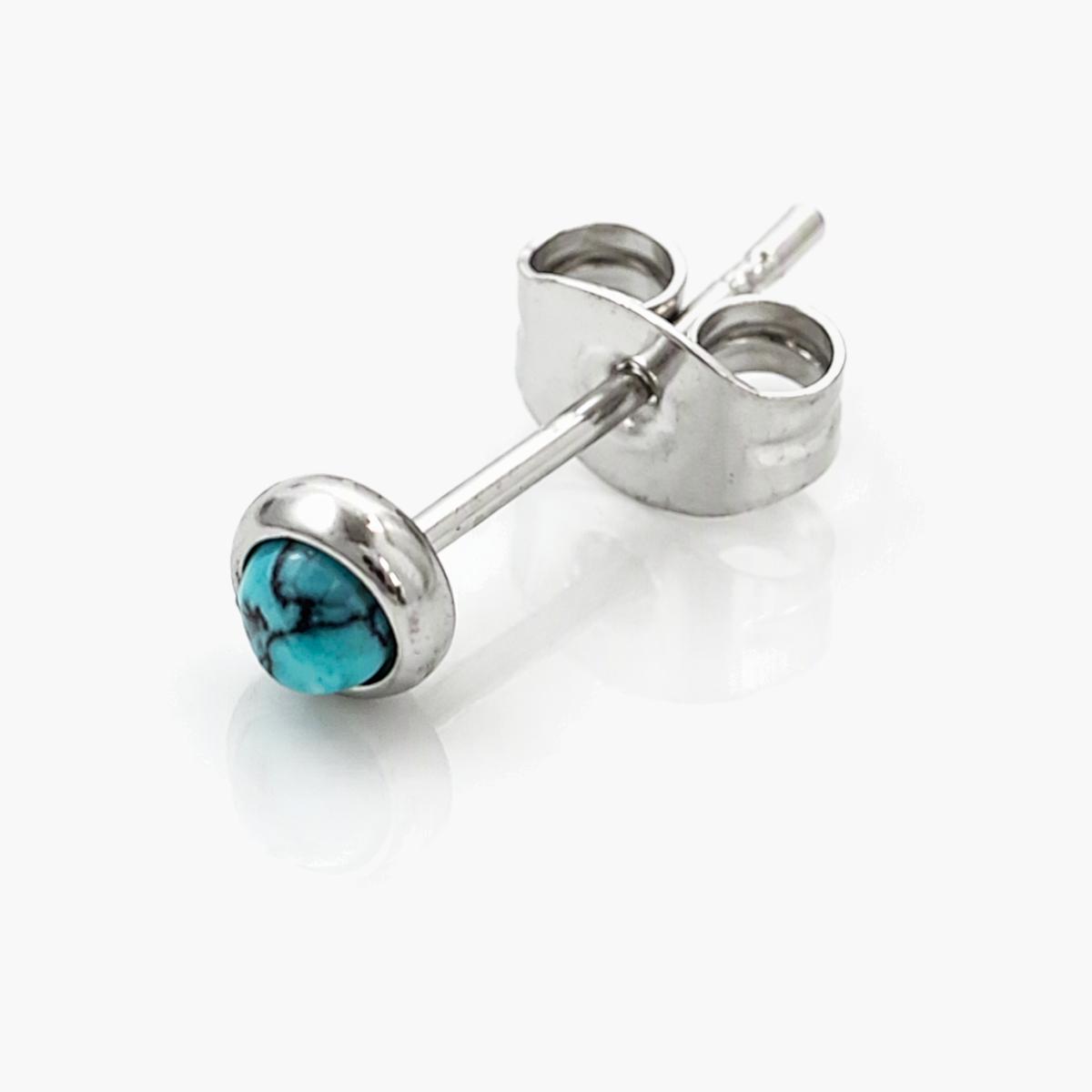 Round Stone Stud Earrings