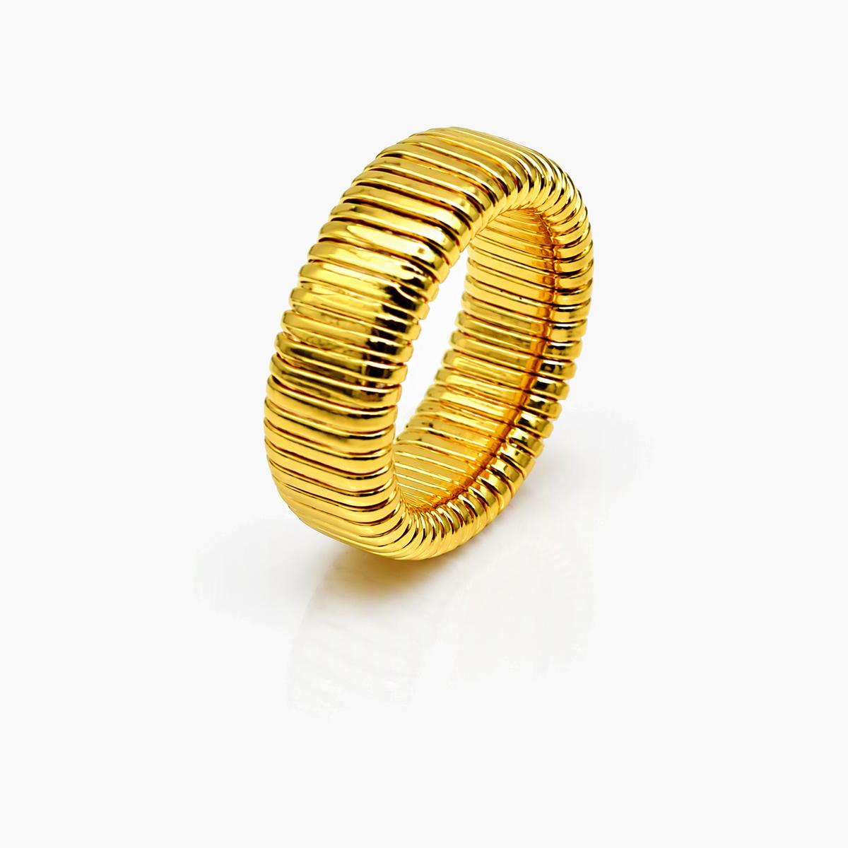 Ribbed Band Ring