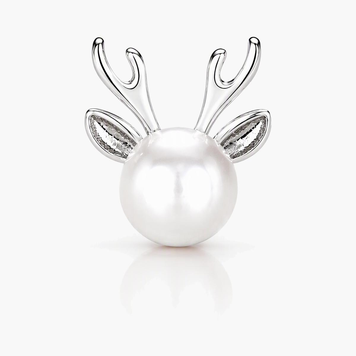 Cute Reindeer Pearl Stud Earrings