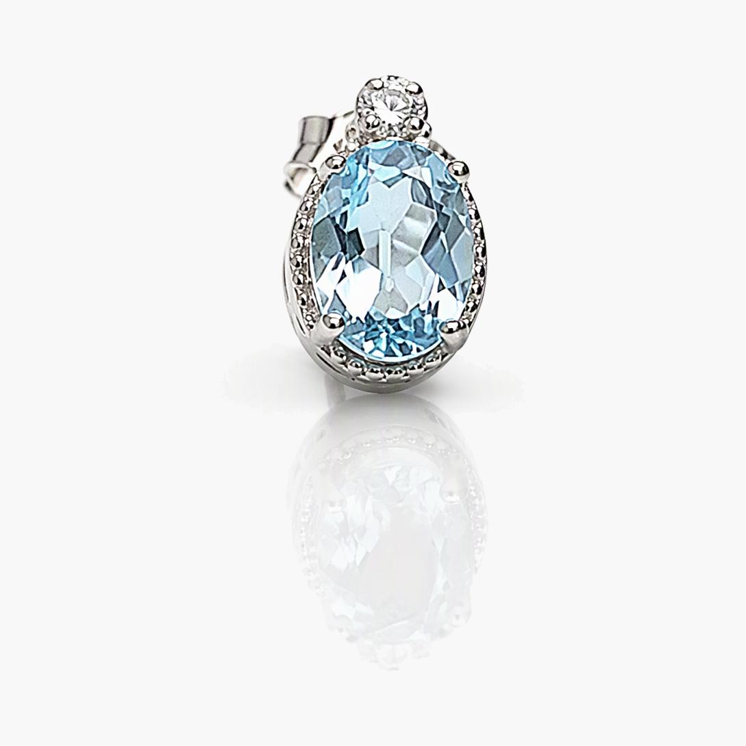 Elegant Oval Stone Stud Earrings