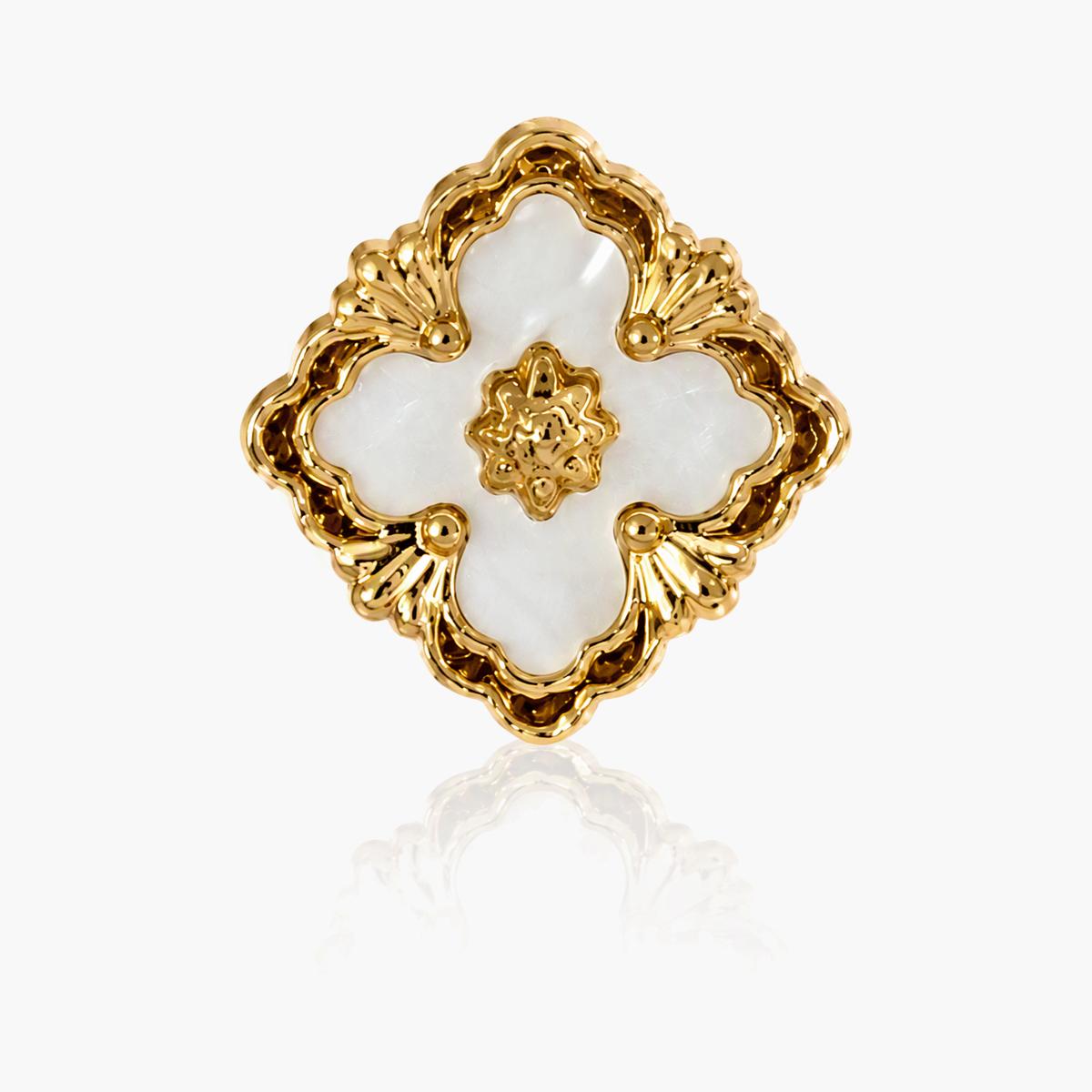 Vintage Four-Leaf Clover Stud Earrings