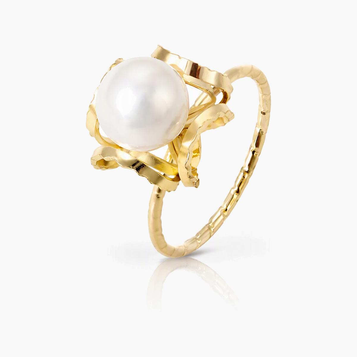 Elegant Pearl Wrap Ring