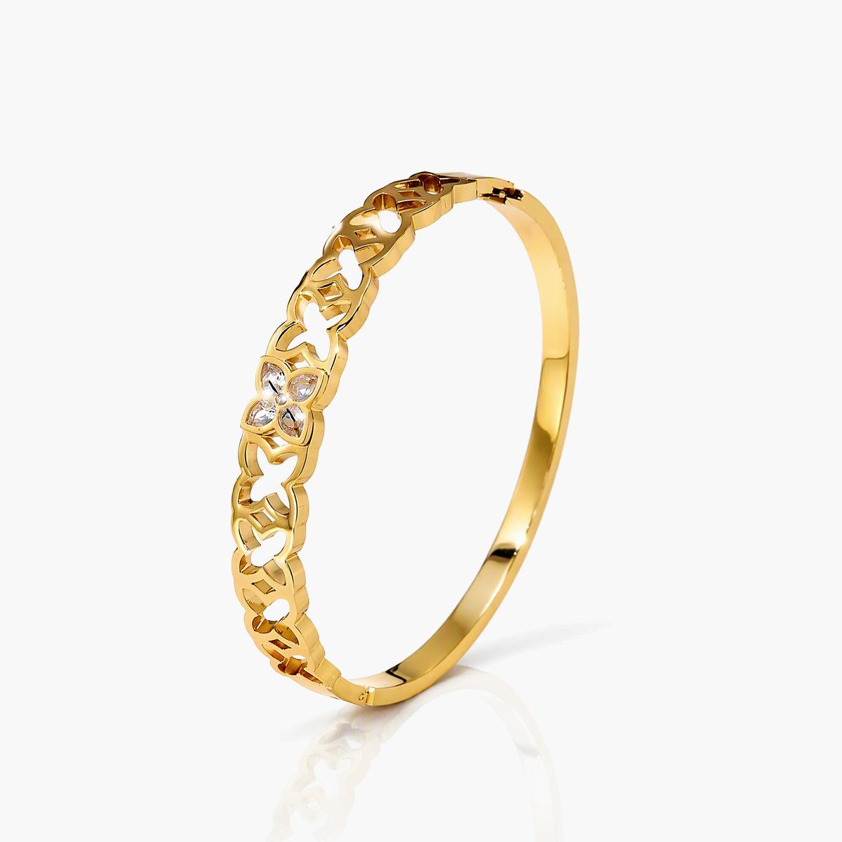 Trendy Heart Accent Bangle