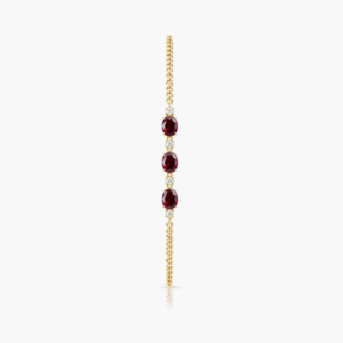 Dainty Three-Stone Chain Bracelet