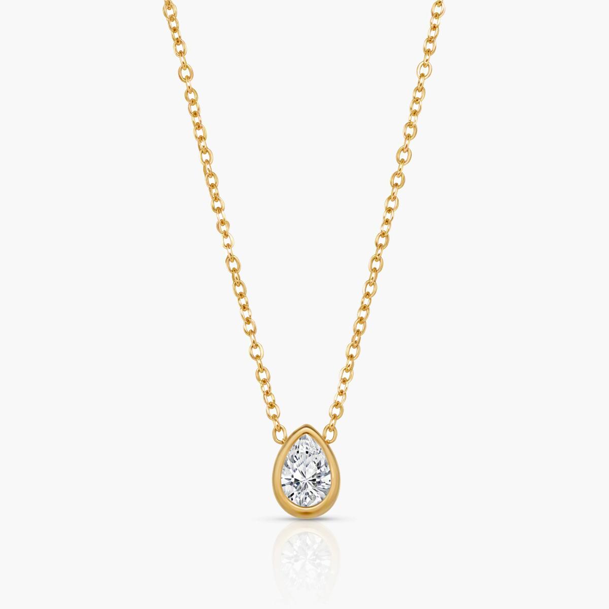 Dainty Teardrop Pearl Pendant Necklace
