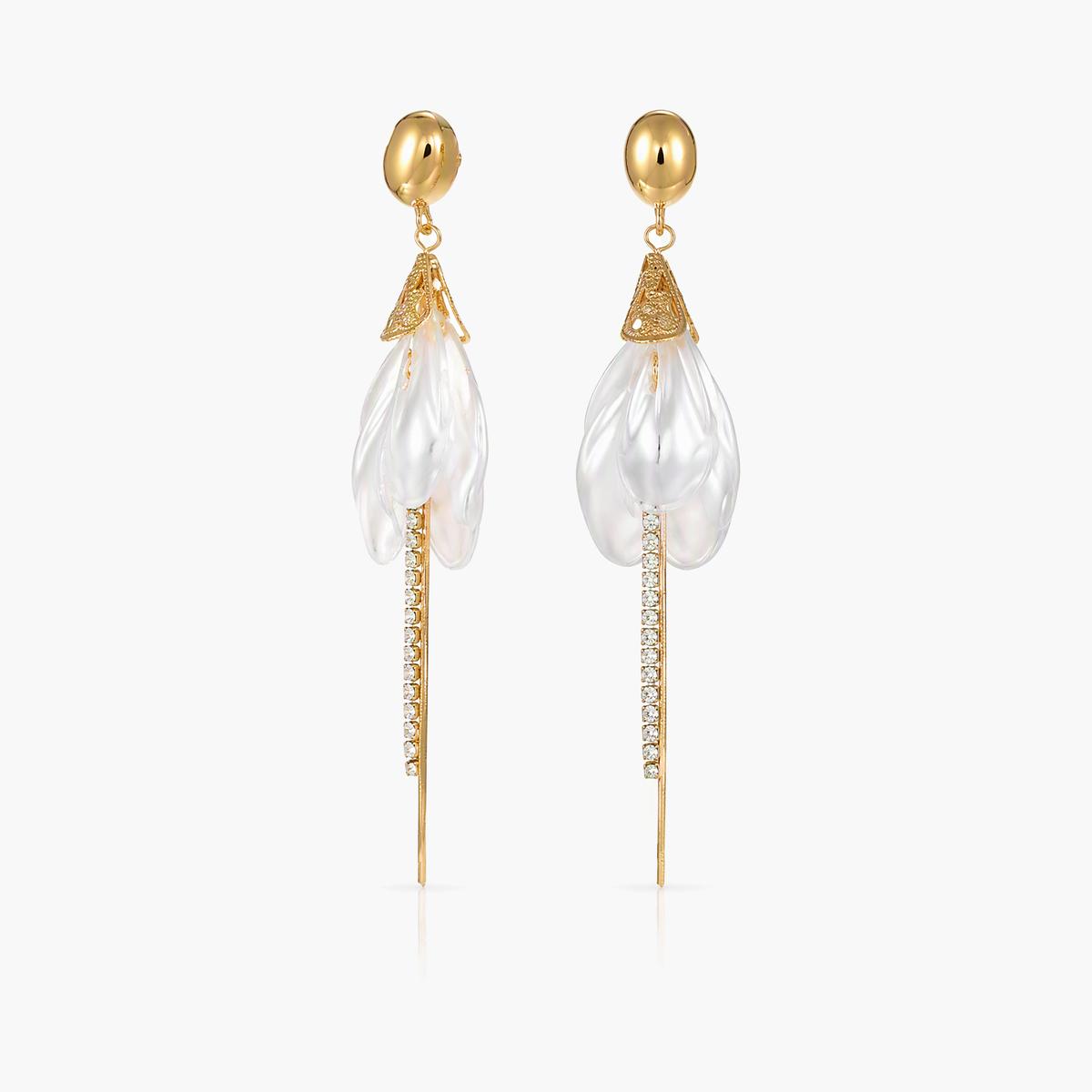 Elegant Shell Drop Earrings