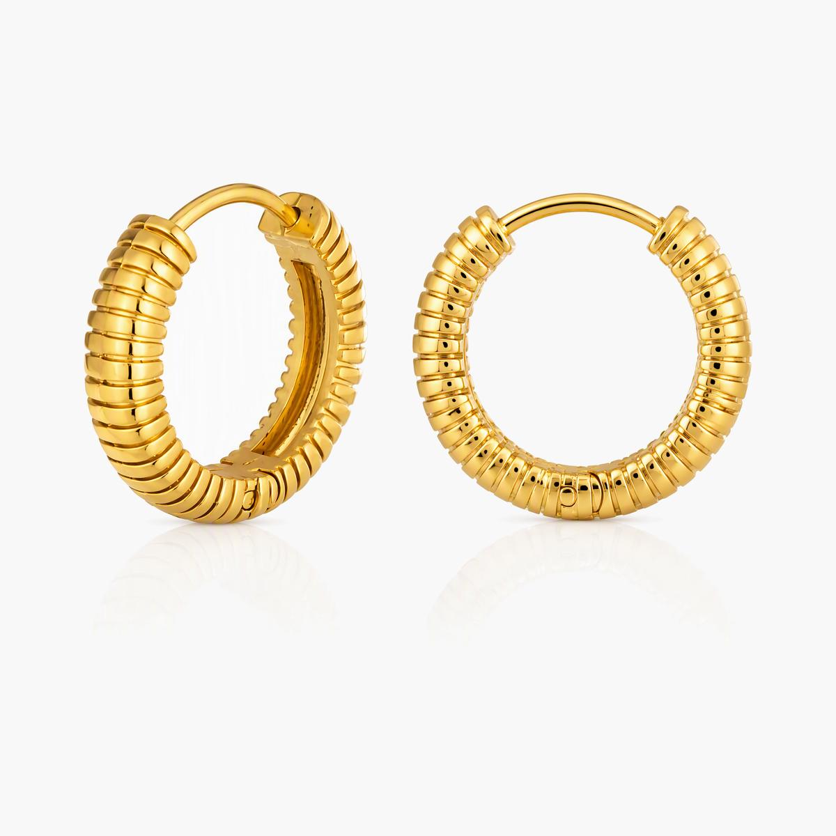 Ribbed Hoop Earrings