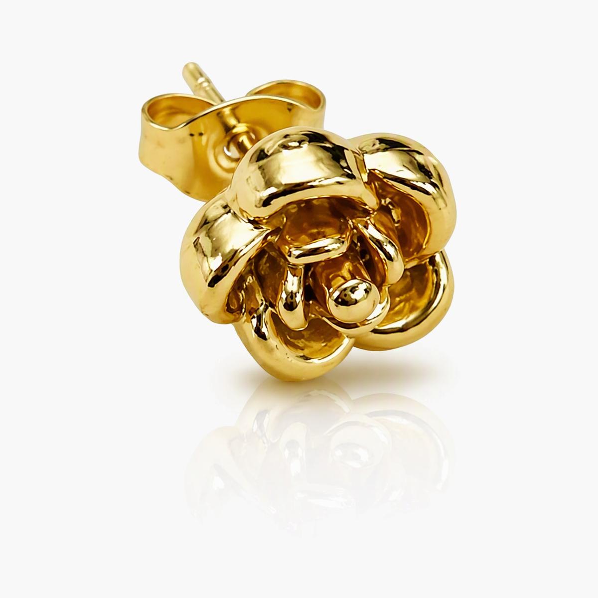 Dainty Flower Stud Earrings