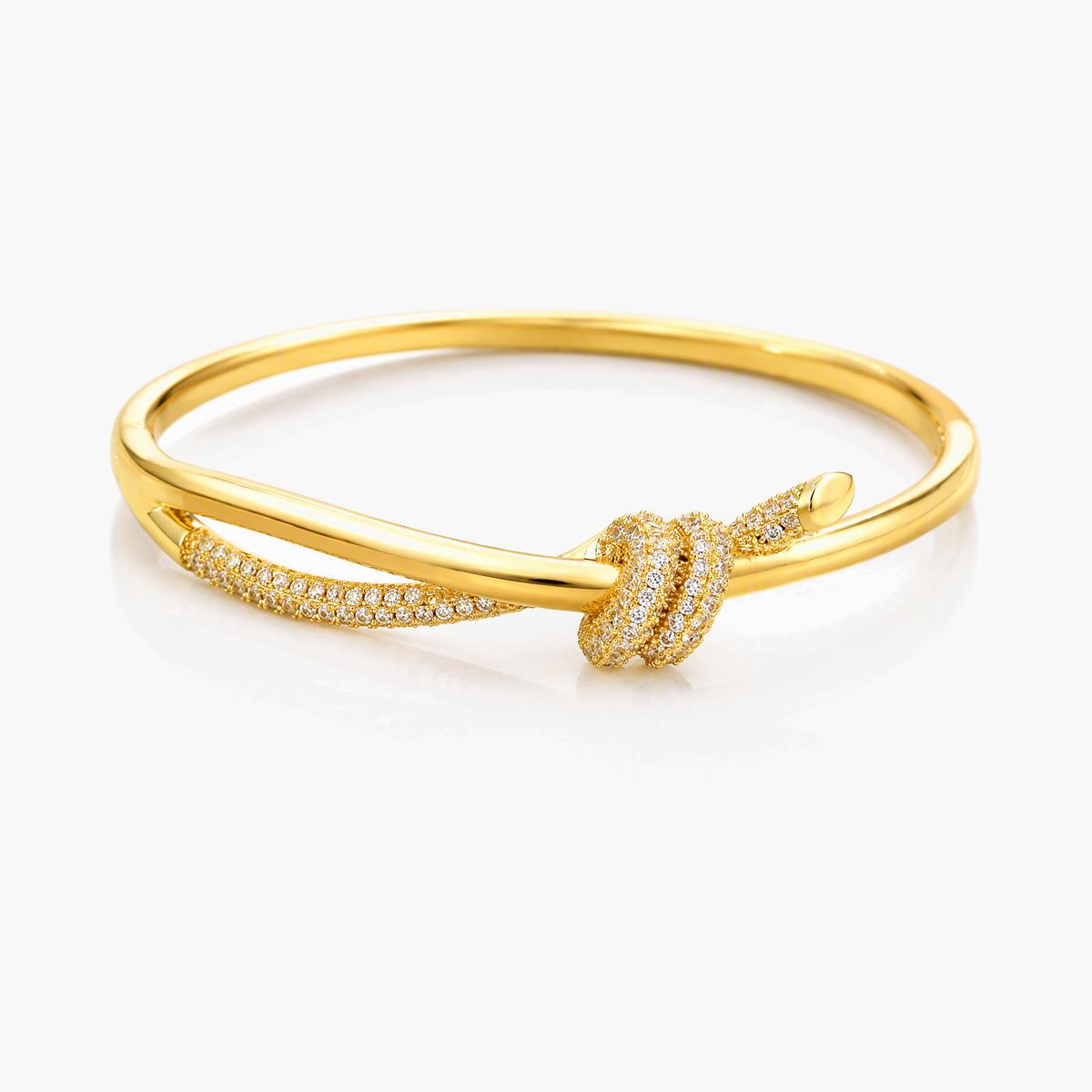 Elegant Love Knot Bangle