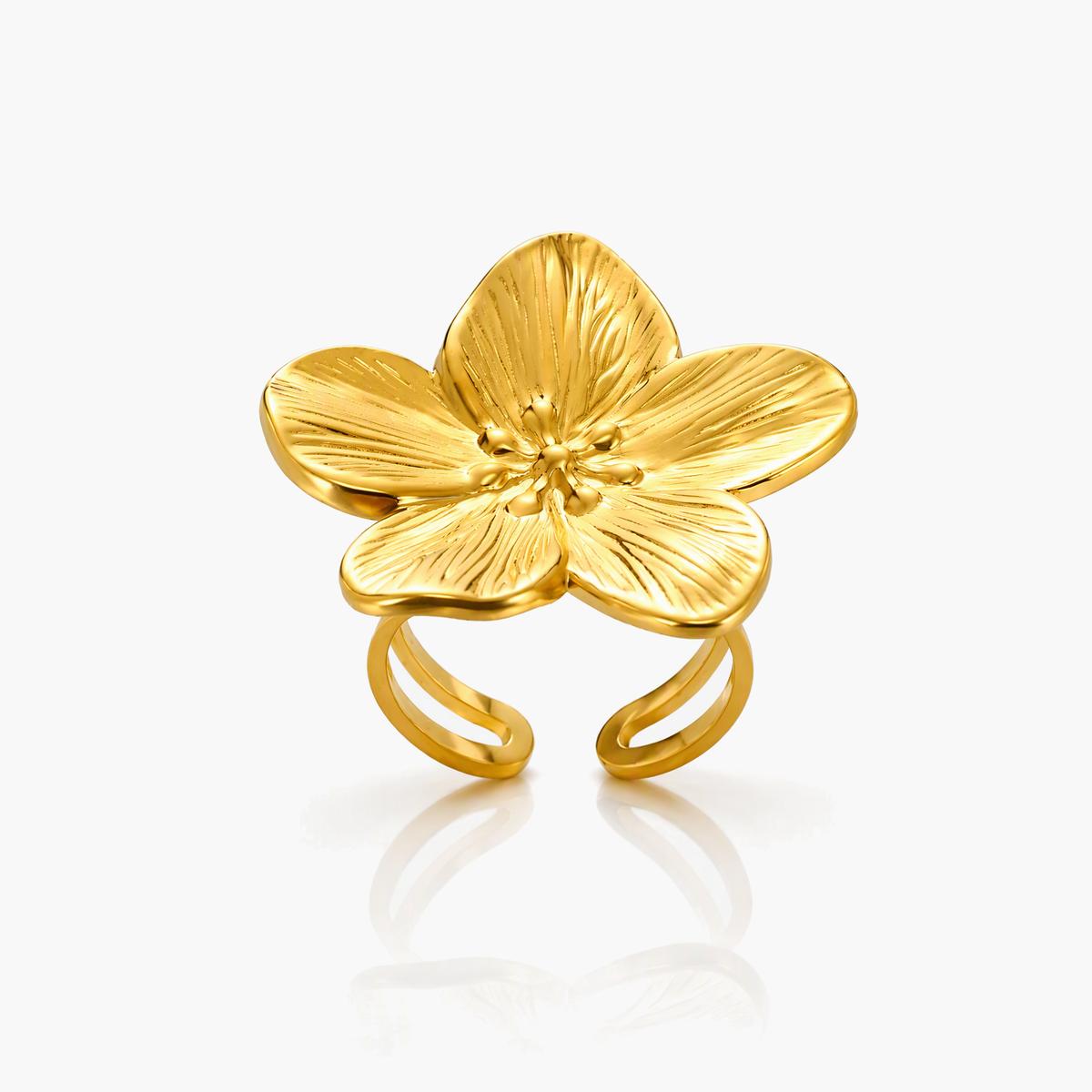 Elegant Flower Ring