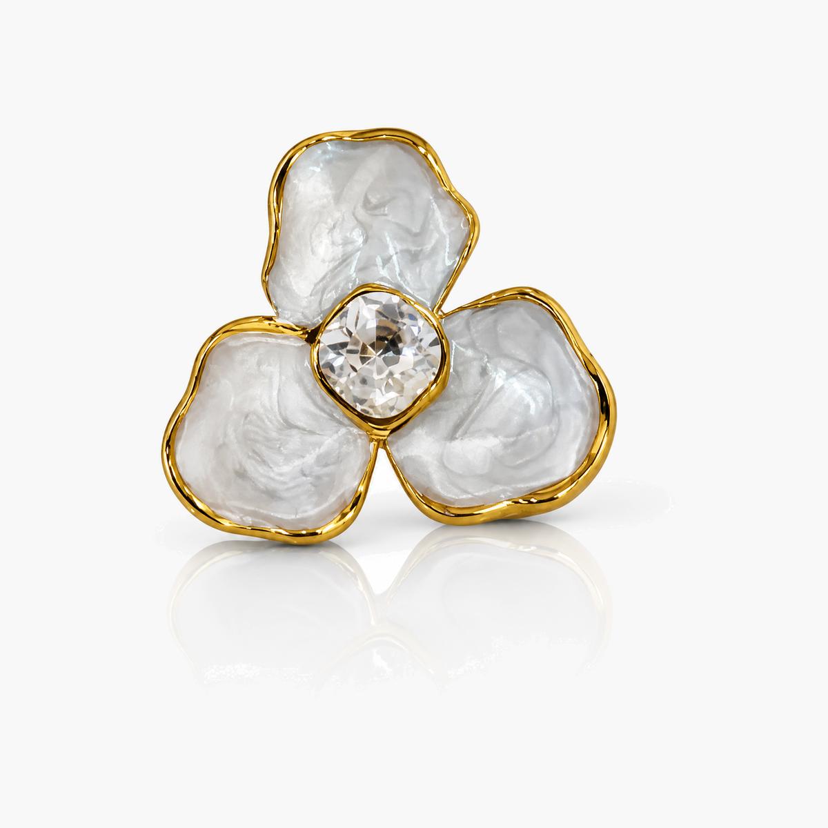Three-Petal Flower Stud Earrings