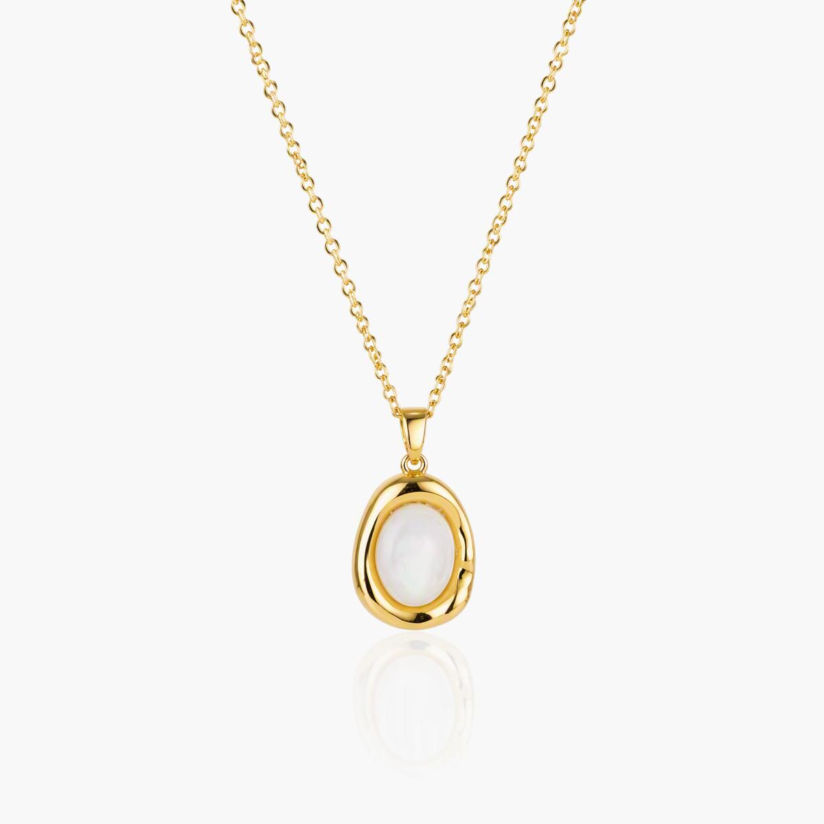 Oval Pendant Necklace