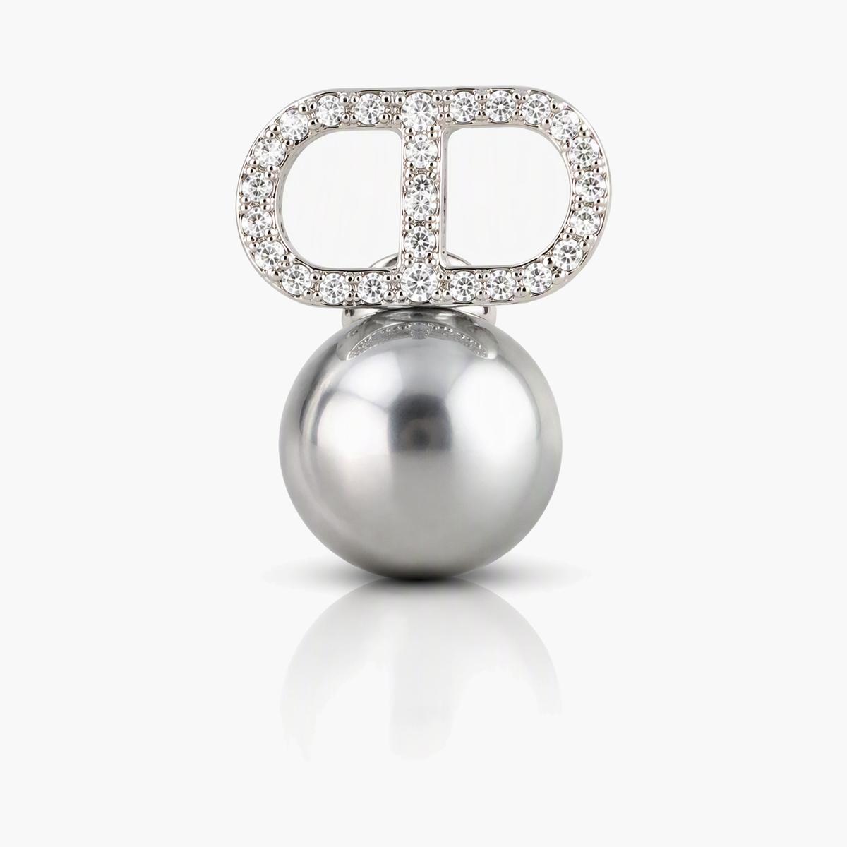 Trendy Pearl Drop Earrings