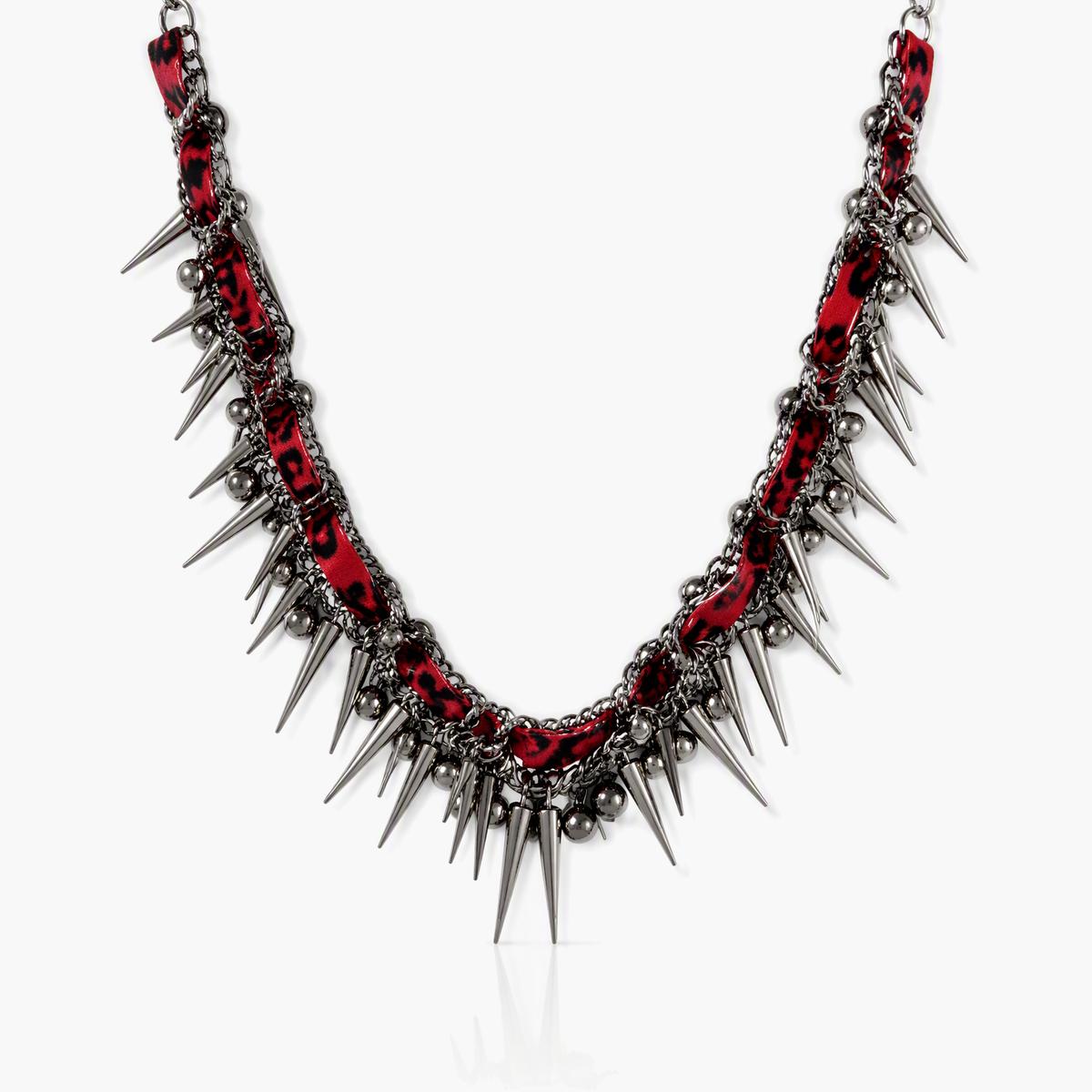 Chunky Spiked Choker Necklace