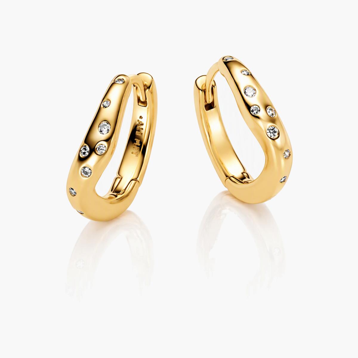 Twisted Pearl Stud Earrings