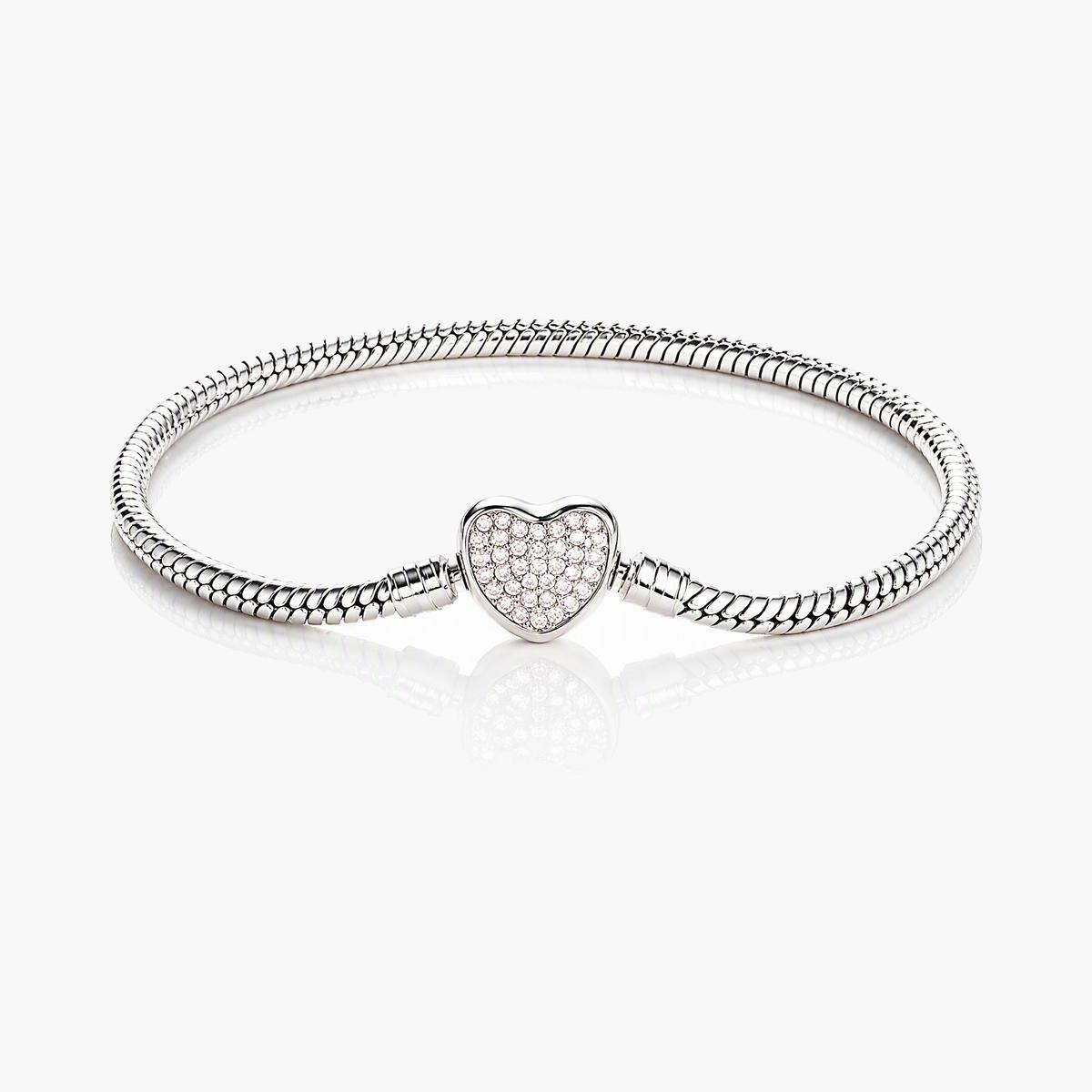 Dainty Heart Charm Snake Chain Bracelet
