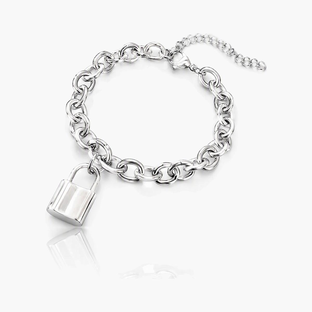 Trendy Bear Outline Charm Bracelet