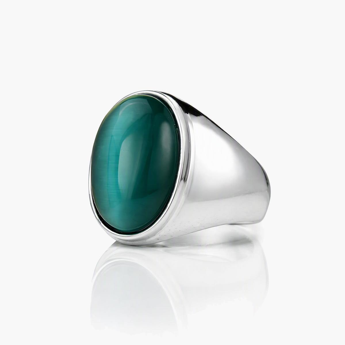 Elegant Oval Stone Ring