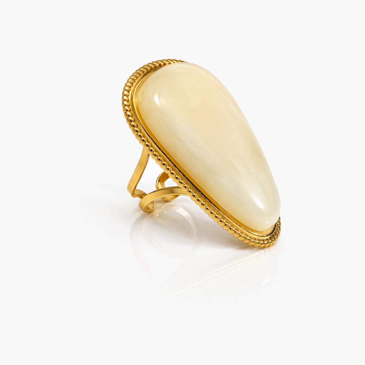 Vintage Oval Stone Ring