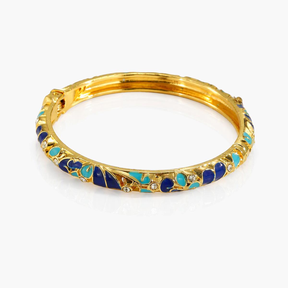 Trendy Enamel Heart Bangle