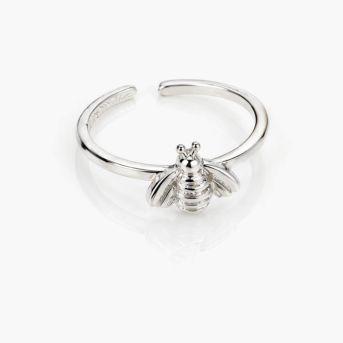 Dainty Bee Ring