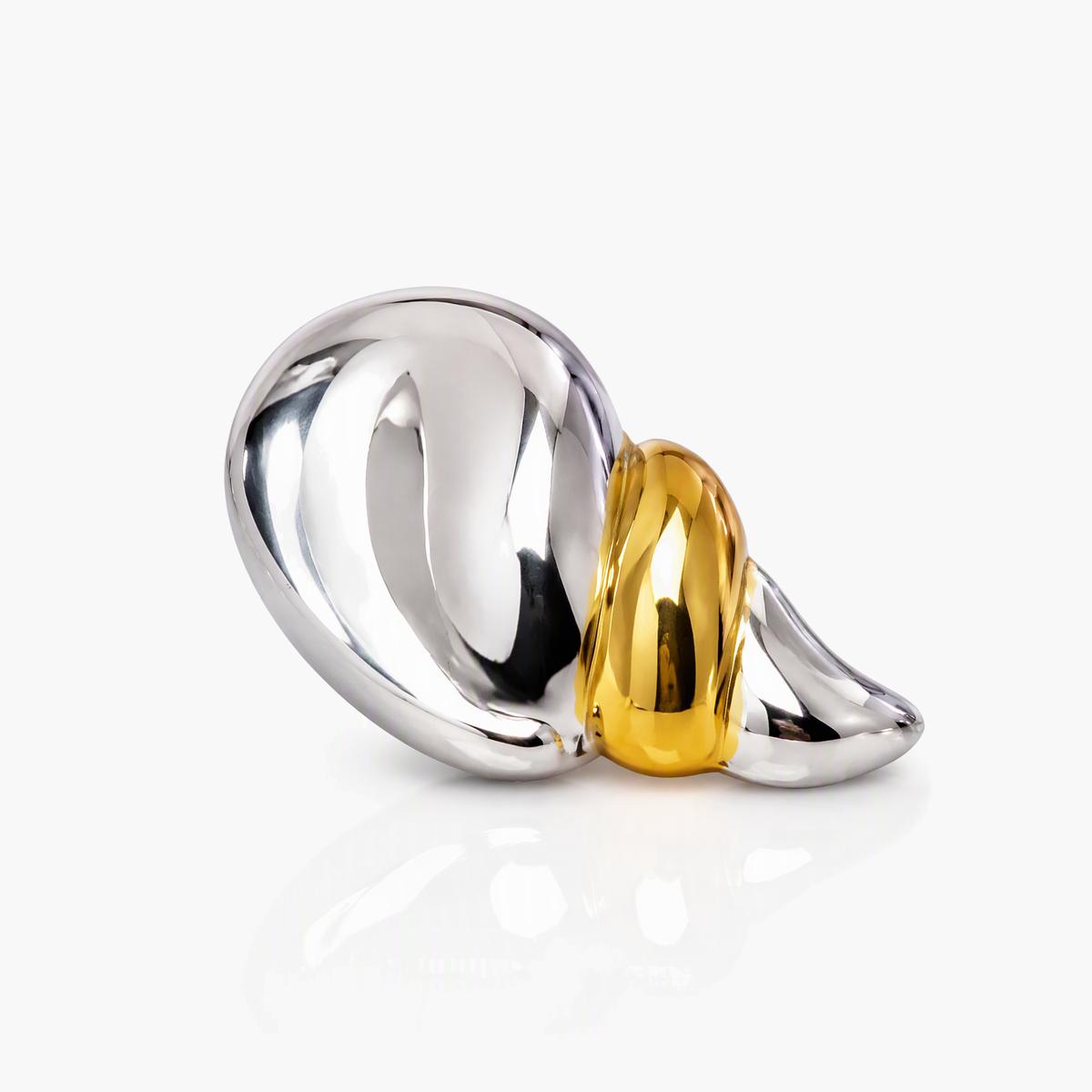 Trendy Interlocking Loop Stud Earrings