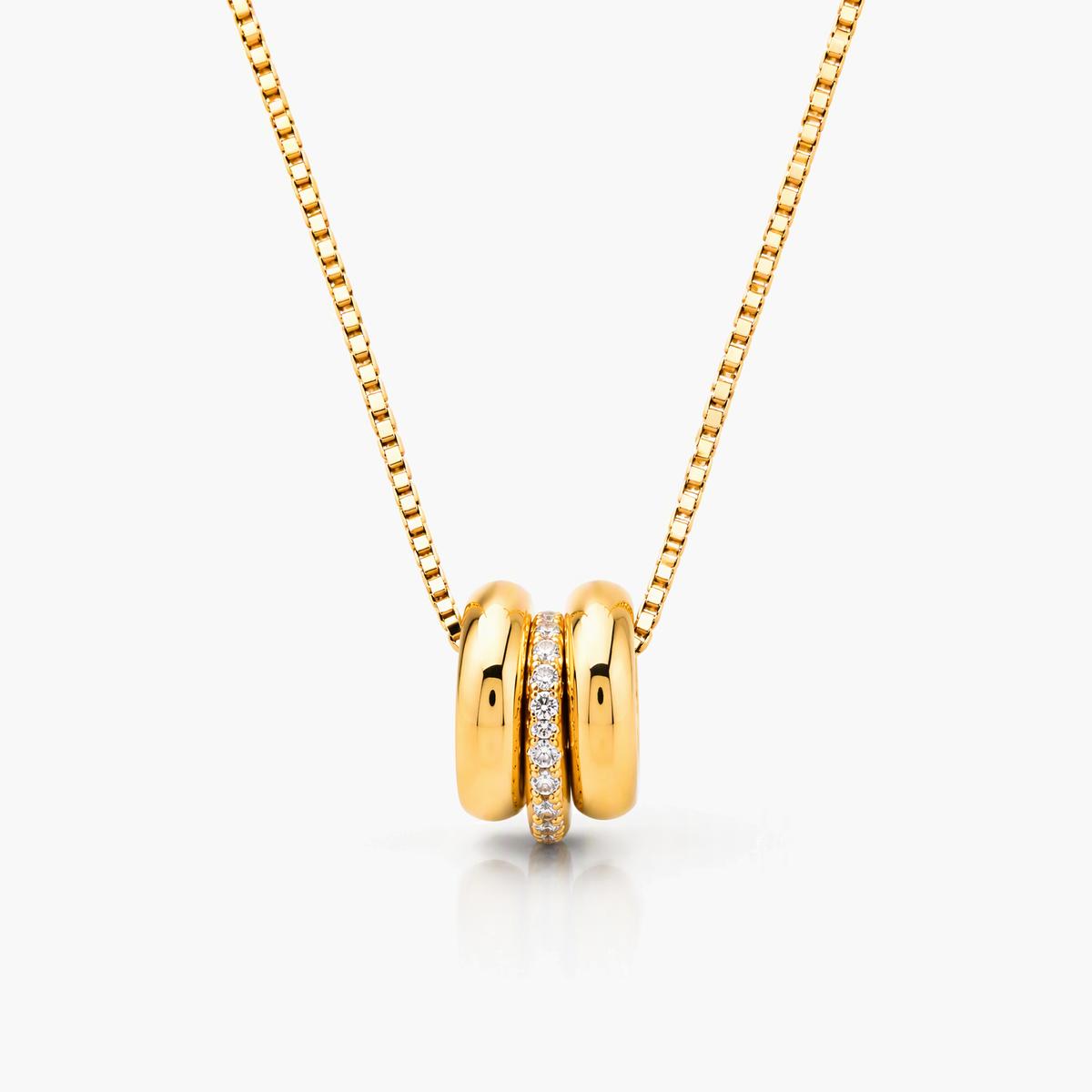 Dainty Triple Ring Pendant Necklace