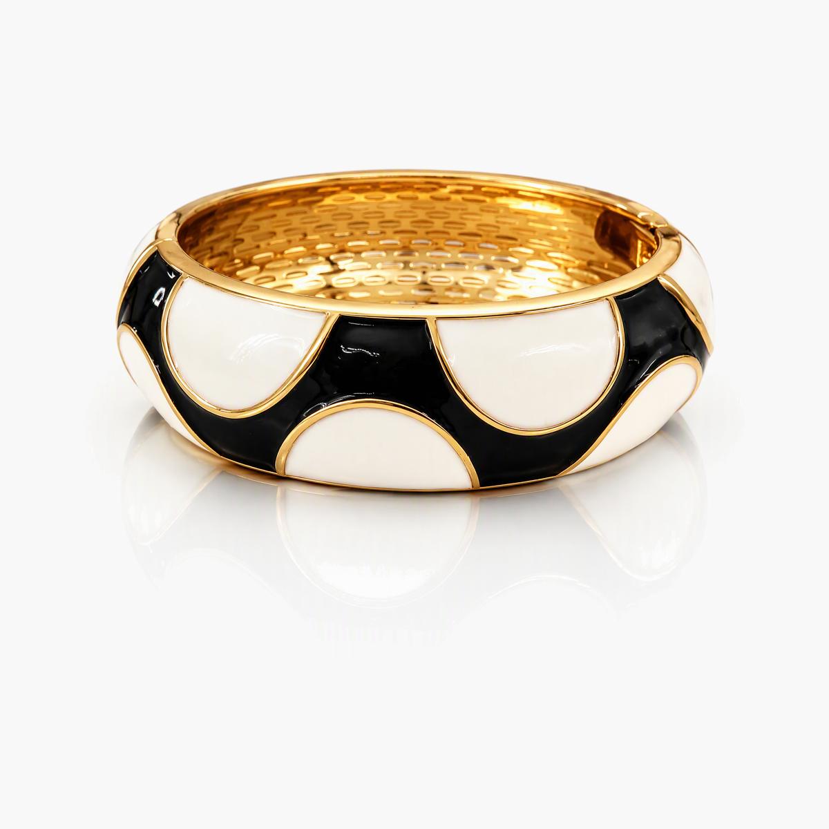Trendy Enamel Bangle