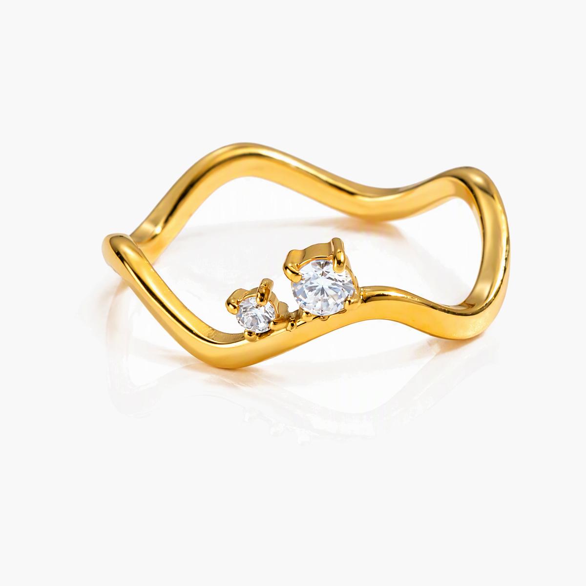 Dainty Wavy Band Ring