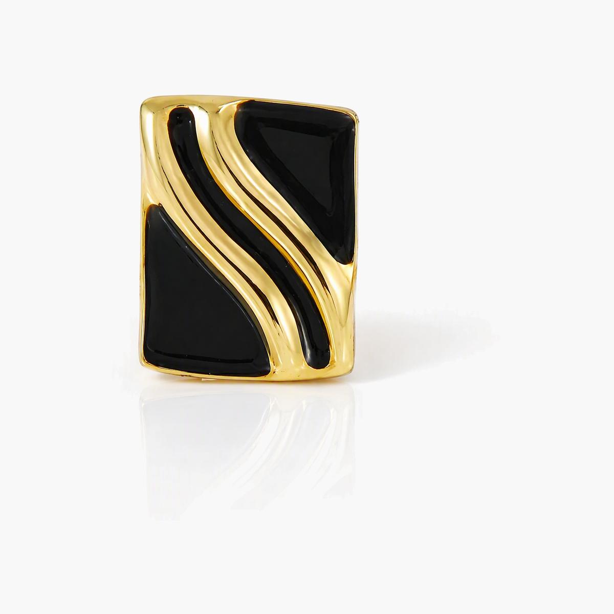 Retro Assorted Motif Stud Earrings
