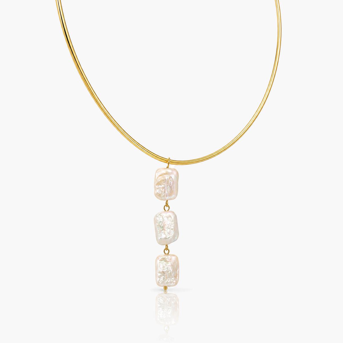 Elegant Baroque Pearl Necklace