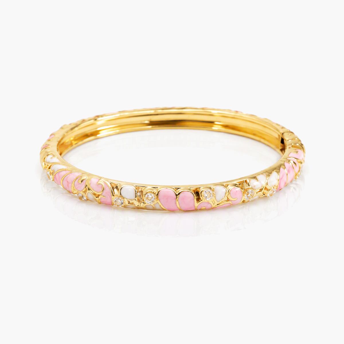 Trendy Cloud Motif Bangle