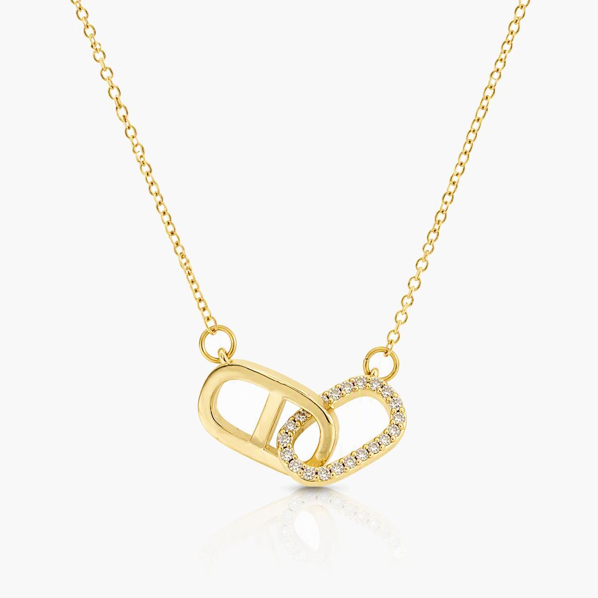 Dainty Interlocking Link Pendant Necklace
