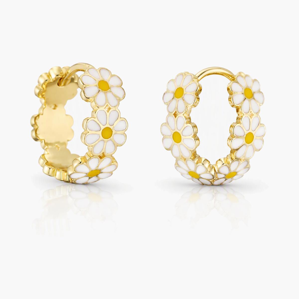 Cute Daisy Flower Huggie Earrings