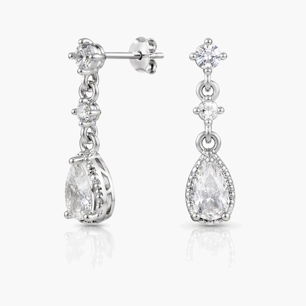 Elegant Teardrop Drop Earrings