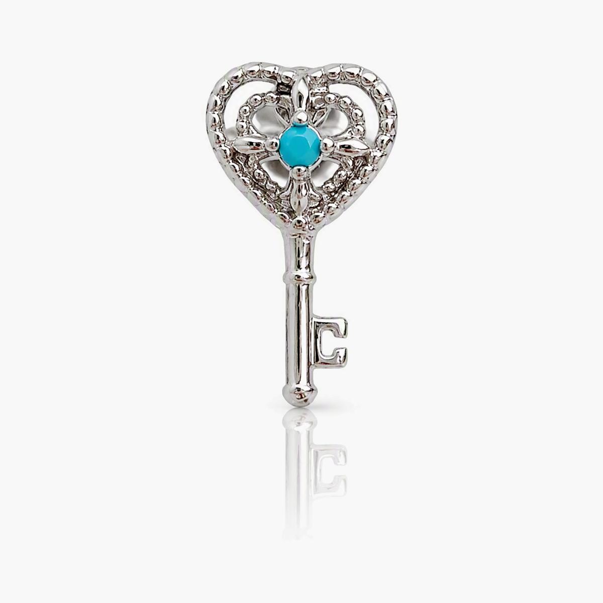 Dainty Flower Stud Earrings