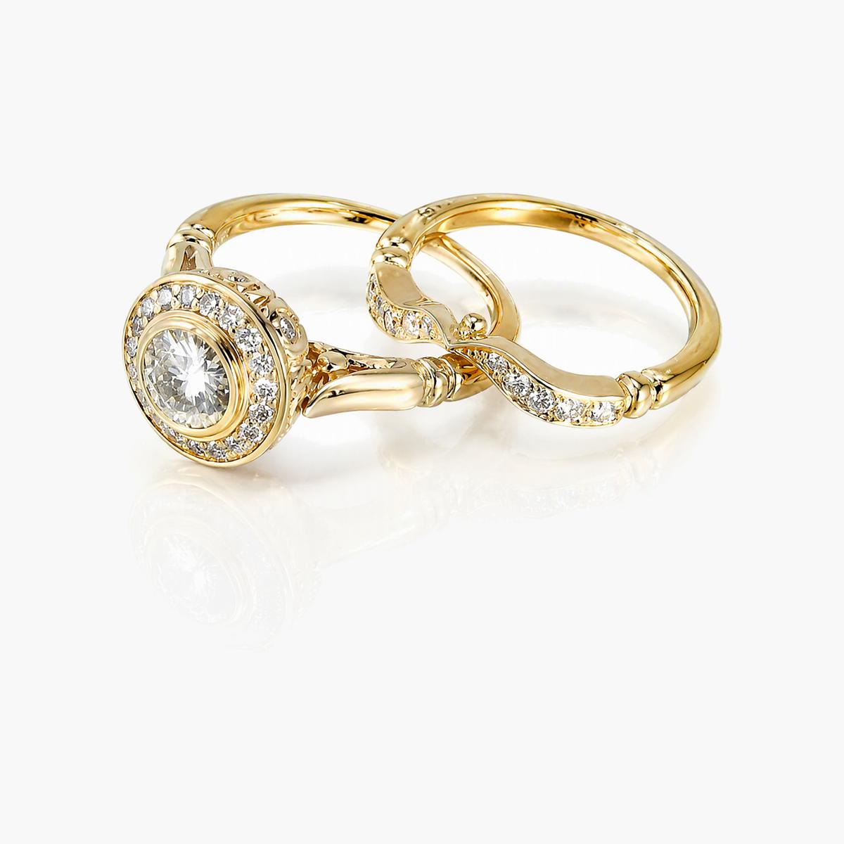 Elegant Love Knot Ring