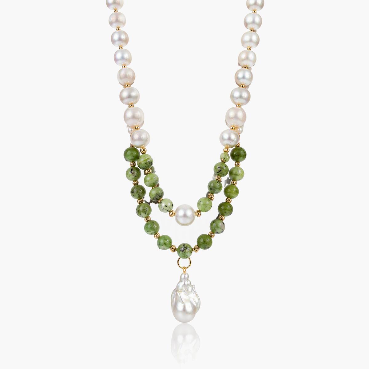 Elegant Layered Pearl Necklace
