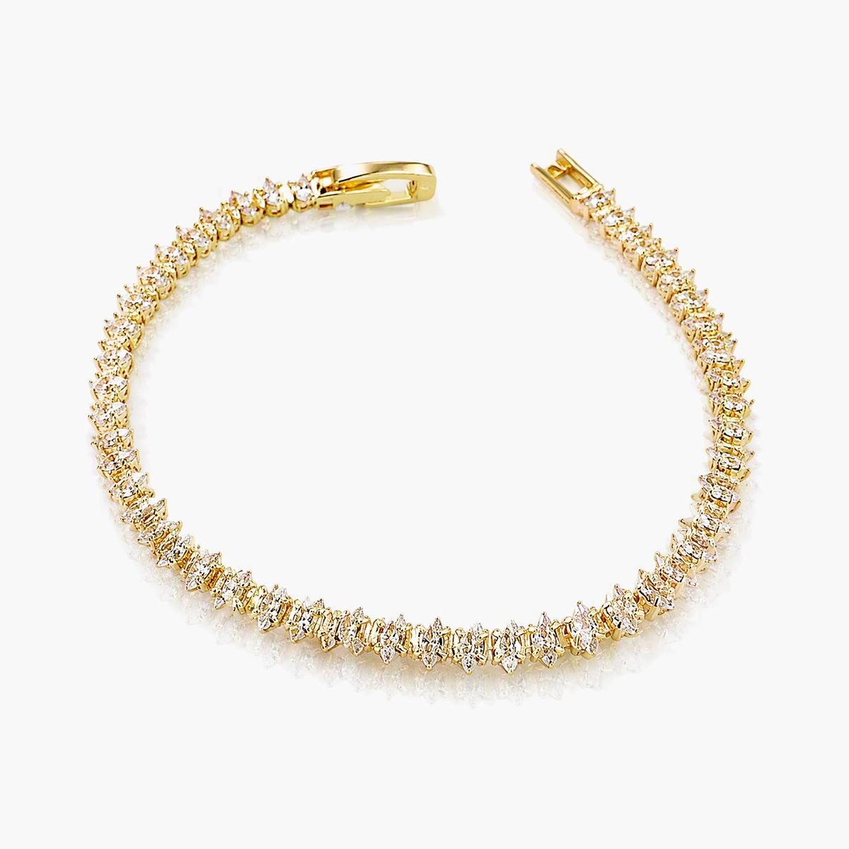 Dainty Marquise Cut Line Bracelet