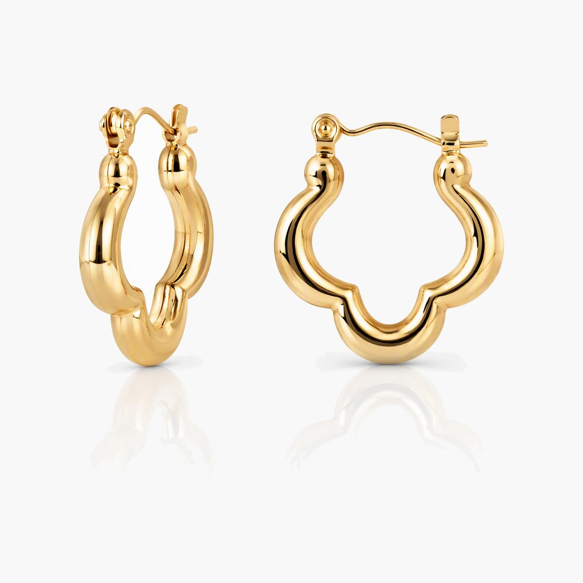Trendy Quatrefoil Hoop Earrings