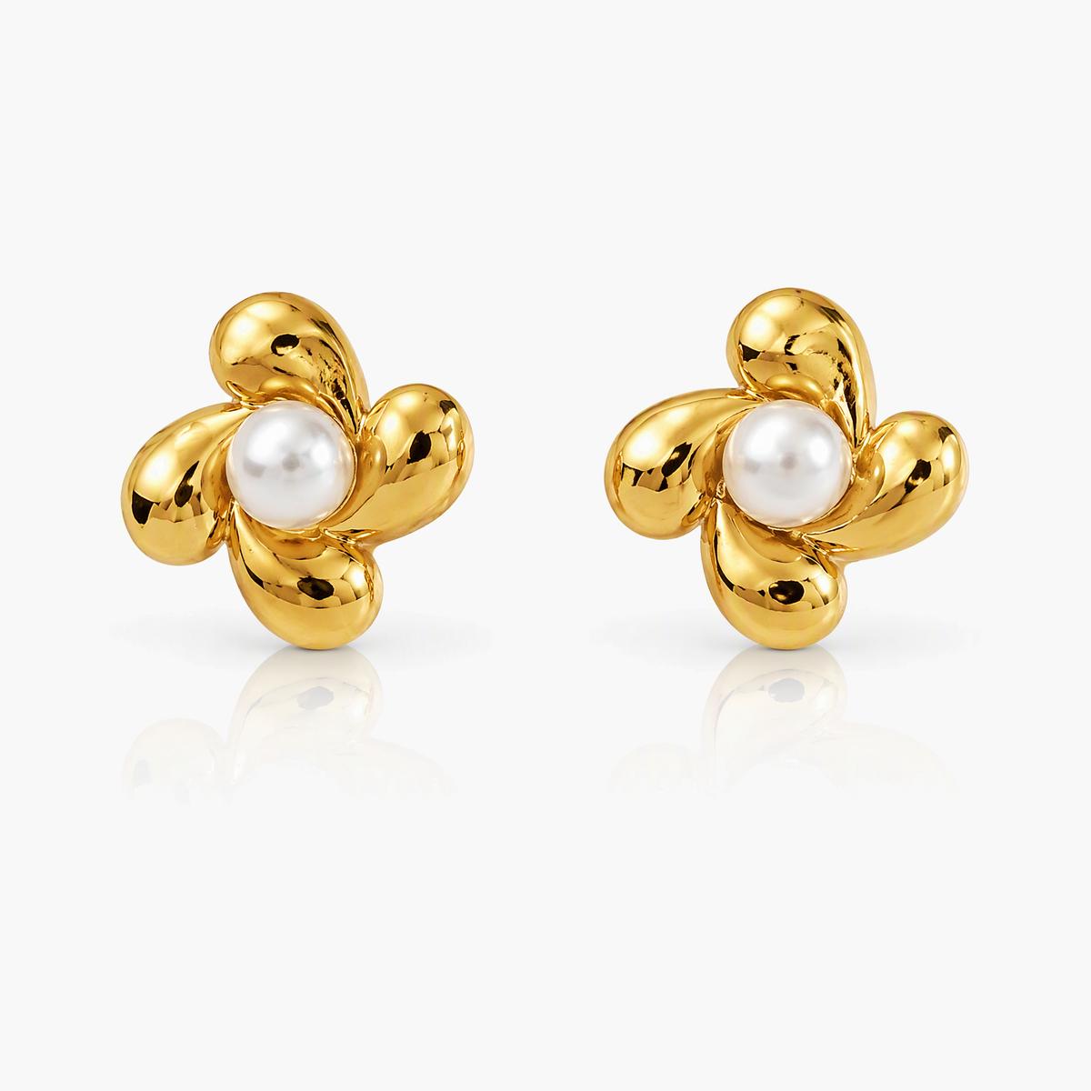 Pearl Heart Stud Earrings