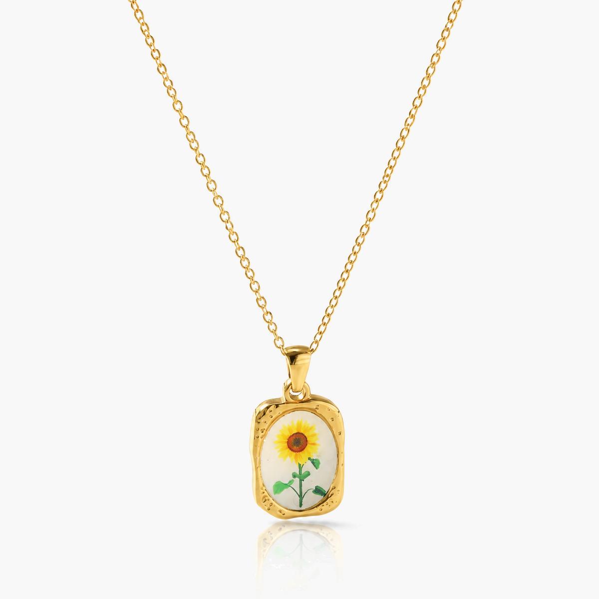 Cute Floral Oval Pendant Necklace