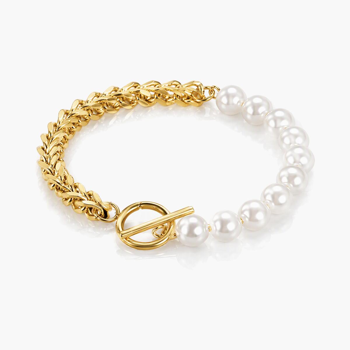 Elegant Pearl And Chain Bracelet