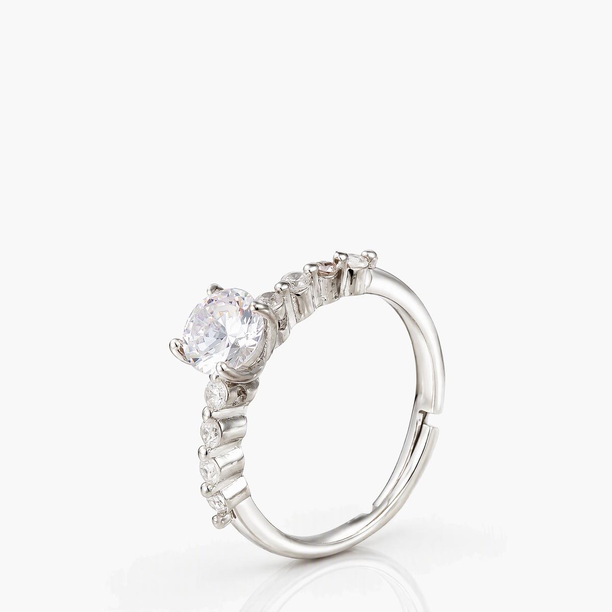 Elegant Princess Cut Split Shank Ring