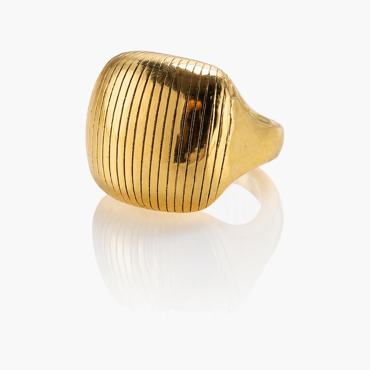 Vertical Ribbed Dome Open Ring