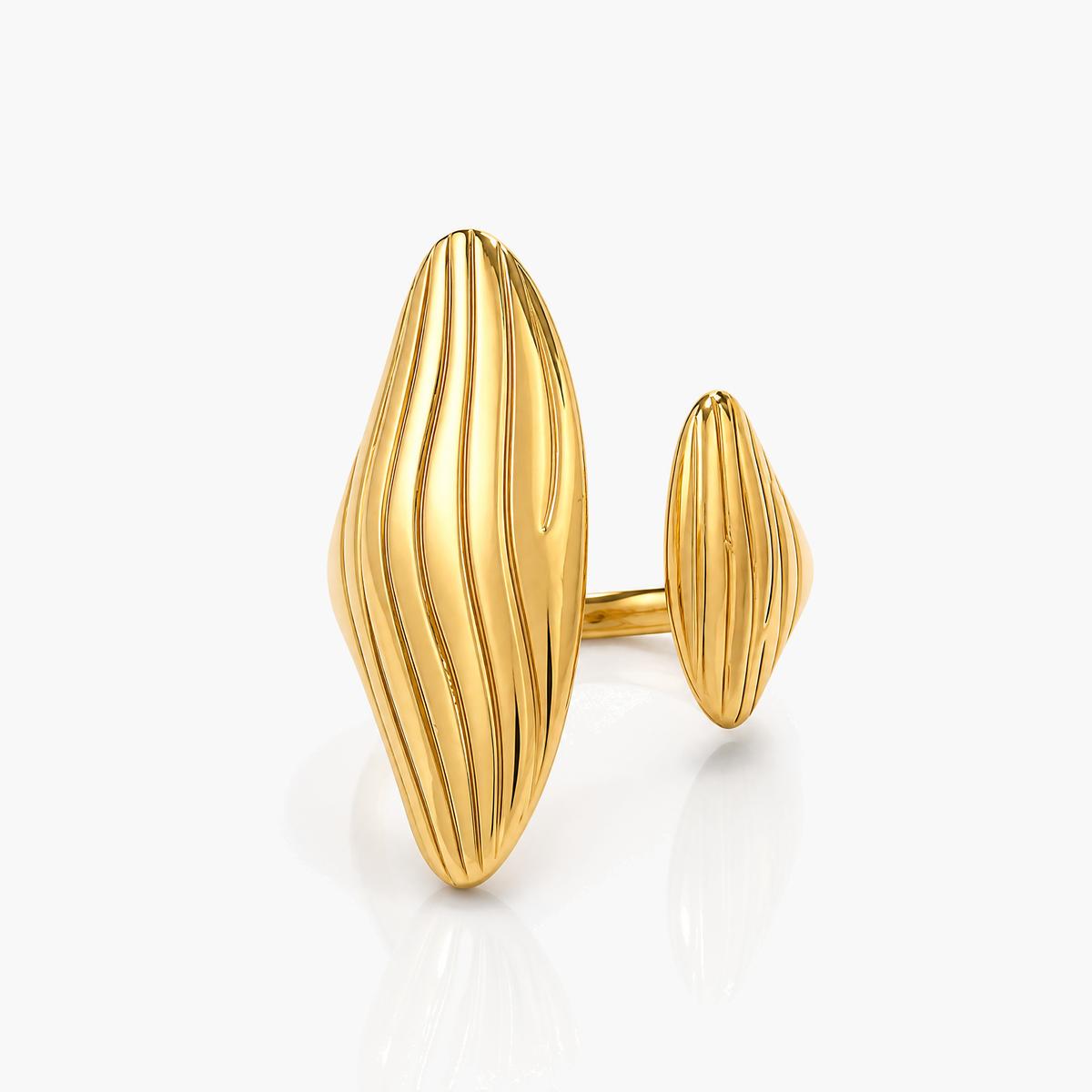 Trendy Wavy Oval Ring