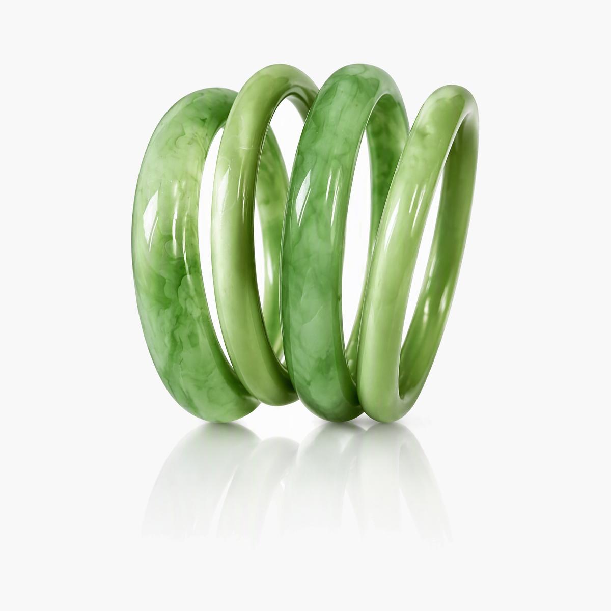 Elegant Round Bangle