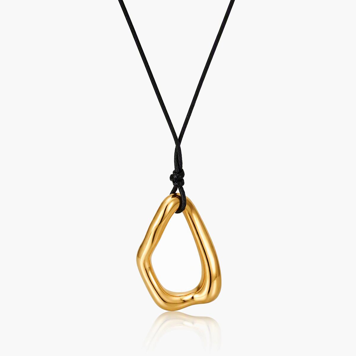 Minimalist Oval Pendant Necklace