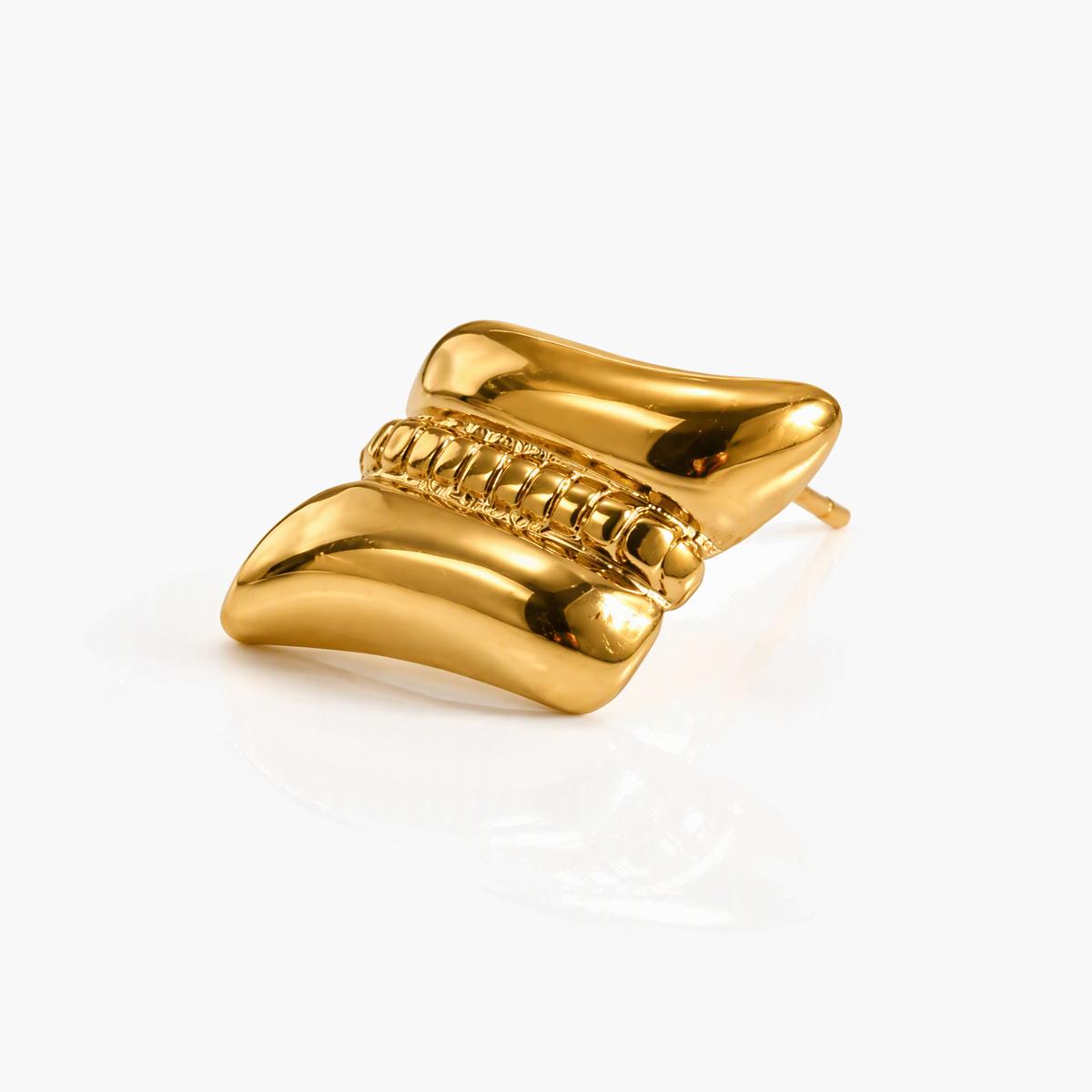 Chunky Wavy Bar Huggie Earrings