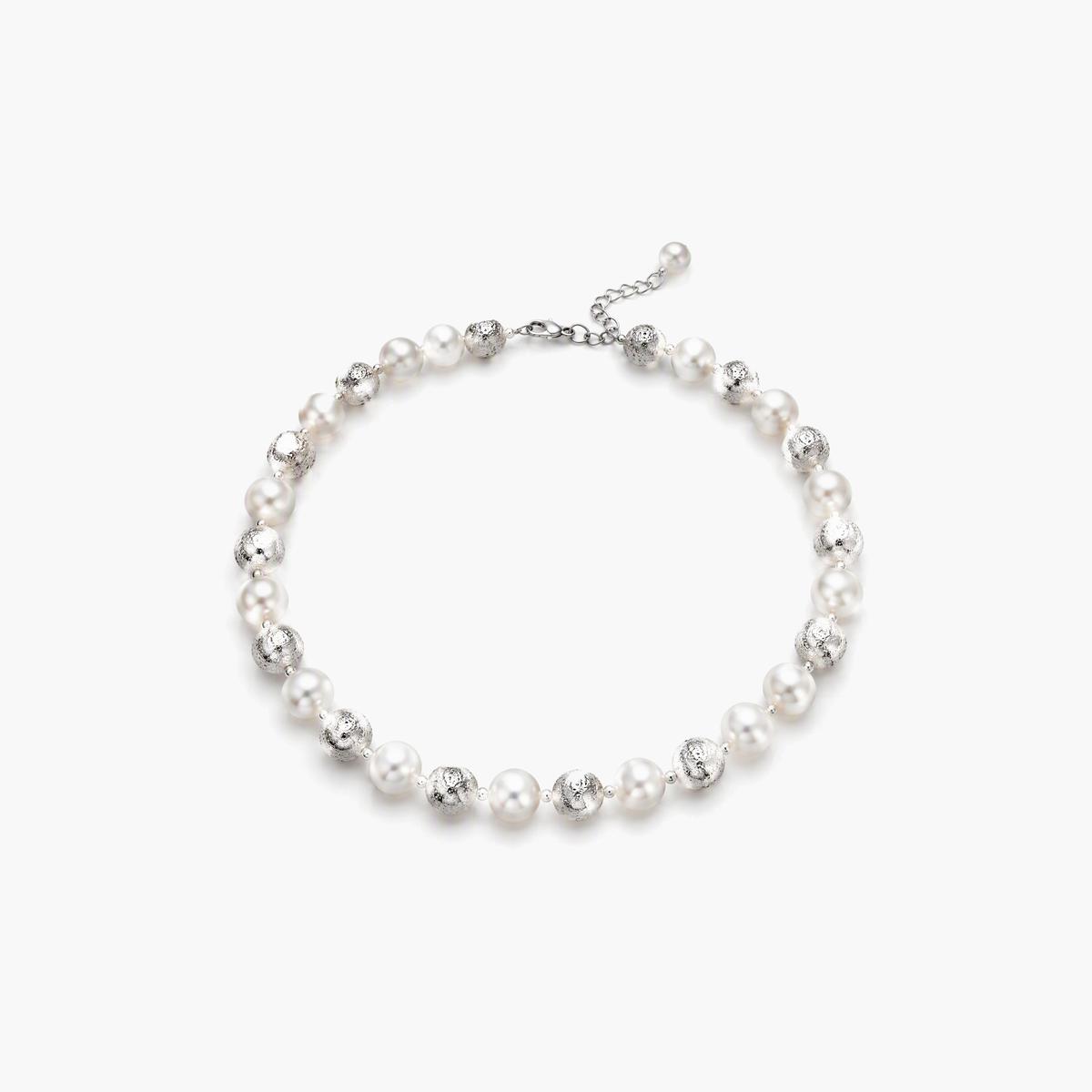 Elegant Irregular Pearl Necklace